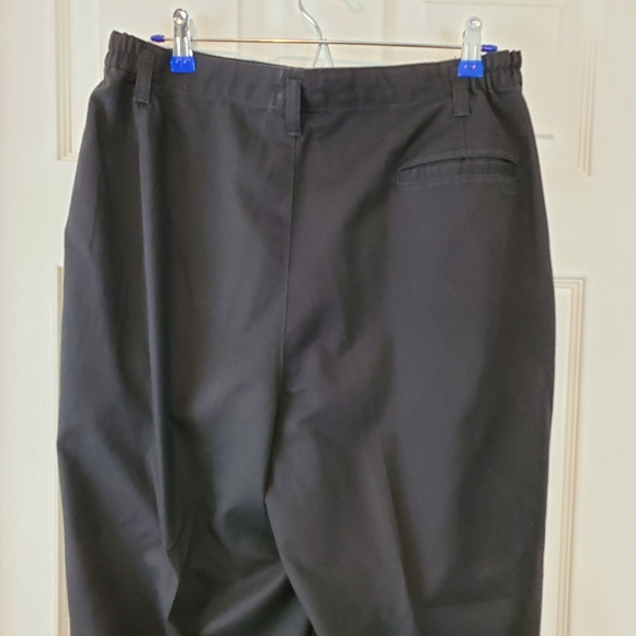 Savane 100% Cotton Pleated Slacks - Picture 9 of 16